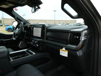 2026 Ford Super Duty F-350 SRW Platinum 4WD Crew Cab 8' Box
