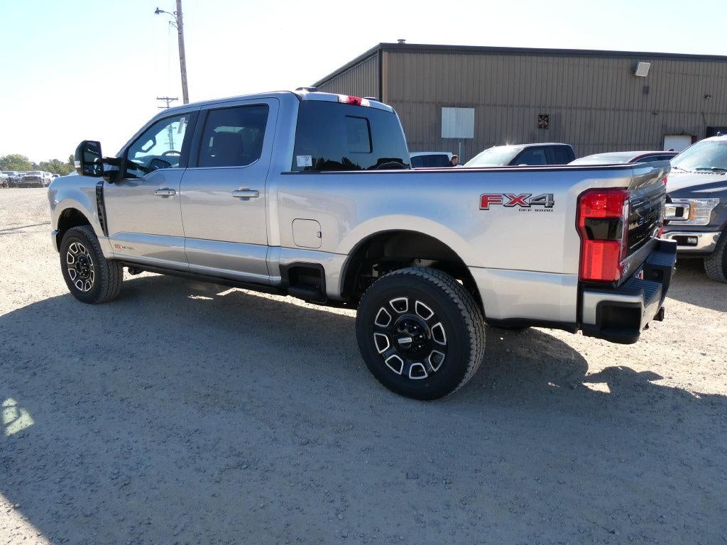 2027 Ford Super Duty F-350 SRW Platinum 4WD Crew Cab 6.75' Box