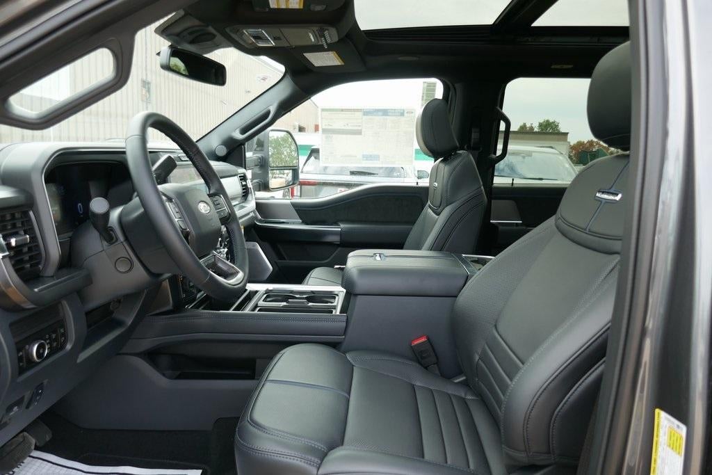 2026 Ford Super Duty F-350 SRW Platinum 4WD Crew Cab 6.75' Box