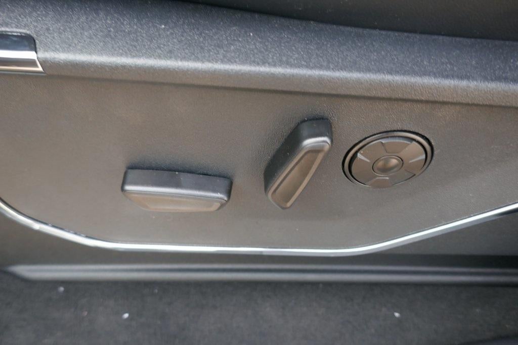 2026 Ford Super Duty F-350 SRW Platinum 4WD Crew Cab 6.75' Box