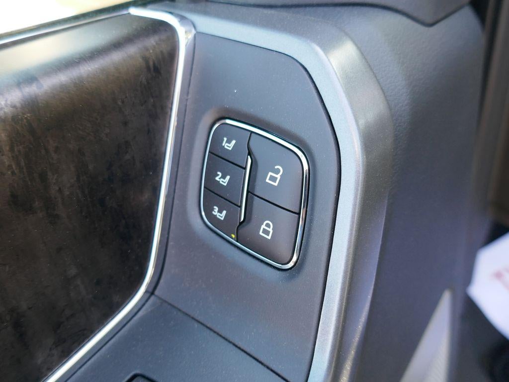 2026 Ford Super Duty F-350 SRW LARIAT 4WD Crew Cab 8' Box