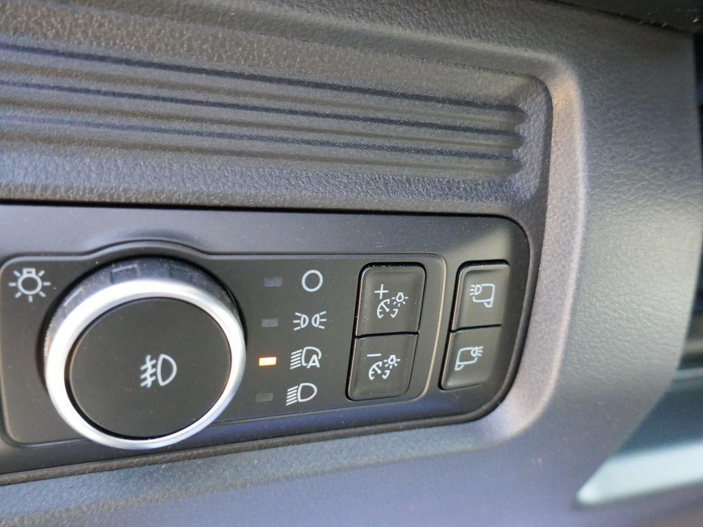 2026 Ford Super Duty F-350 SRW LARIAT 4WD Crew Cab 8' Box