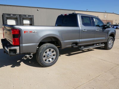 2026 Ford Super Duty F-350 SRW LARIAT 4WD Crew Cab 8' Box