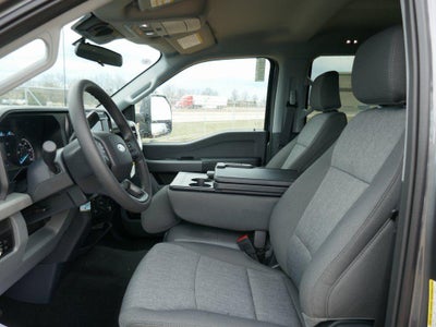 2026 Ford Super Duty F-350 SRW XL 4WD Crew Cab 8' Box