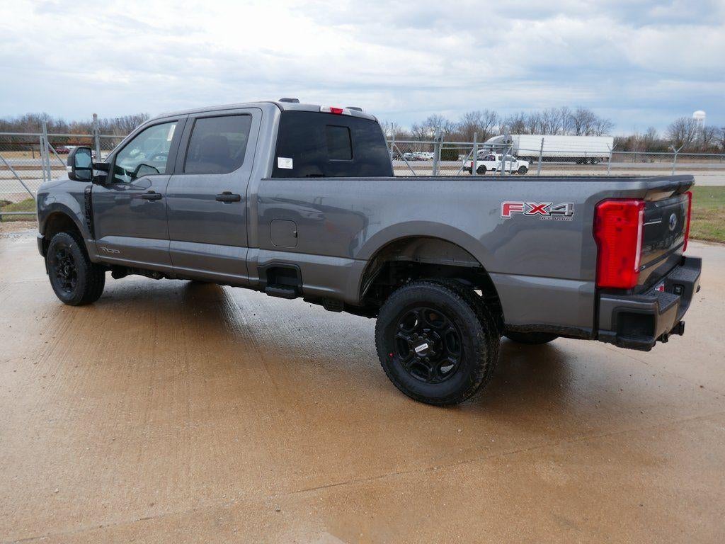 2026 Ford Super Duty F-350 SRW XL 4WD Crew Cab 8' Box