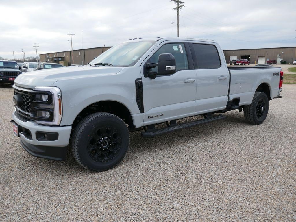2026 Ford Super Duty F-350 SRW LARIAT 4WD Crew Cab 8' Box