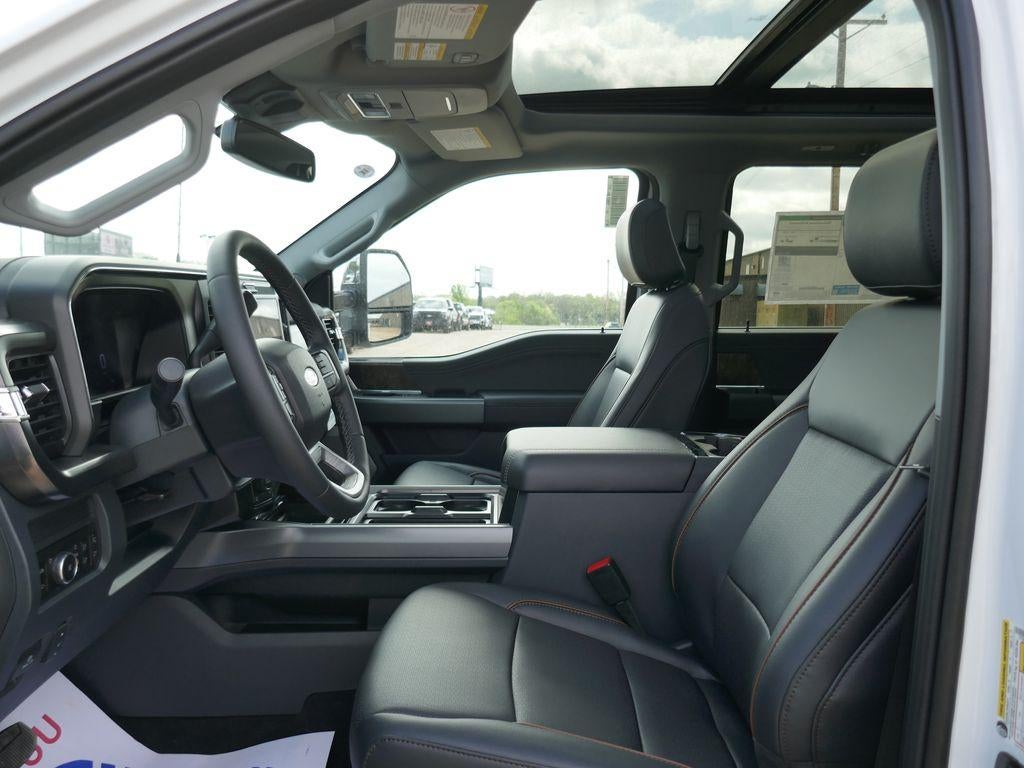 2026 Ford Super Duty F-350 SRW LARIAT 4WD Crew Cab 8' Box