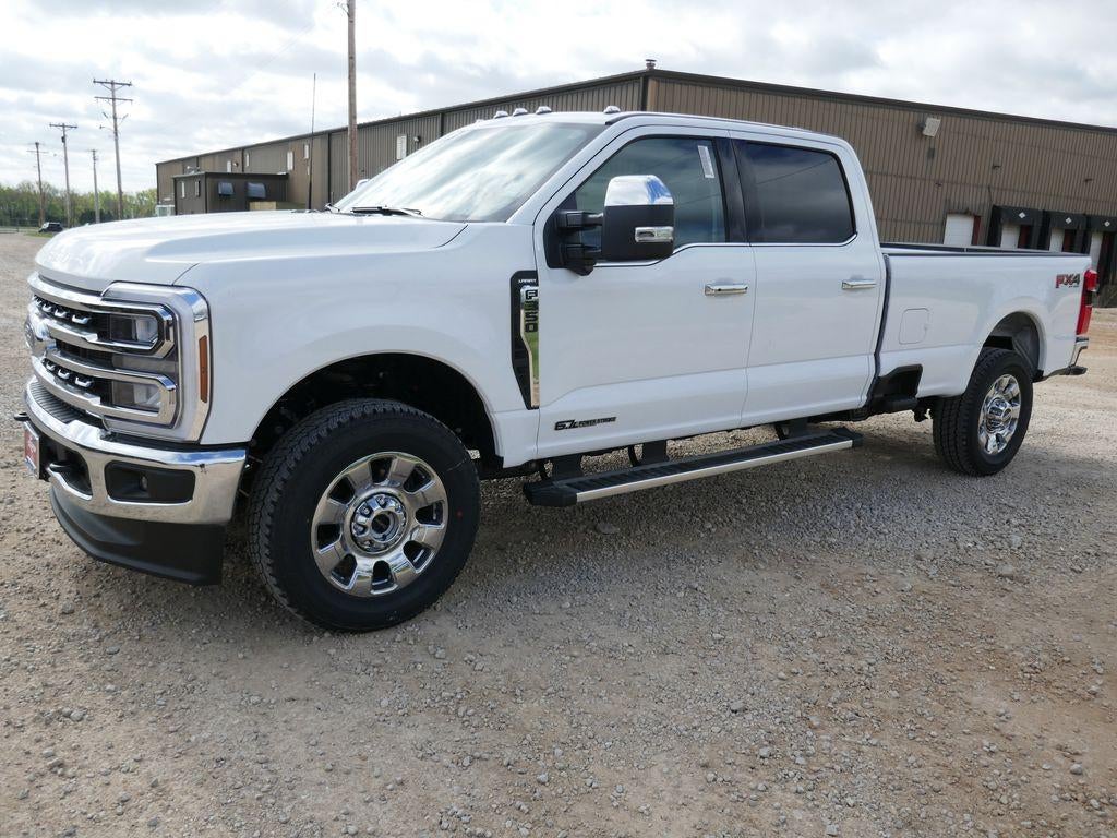2026 Ford Super Duty F-350 SRW LARIAT 4WD Crew Cab 8' Box