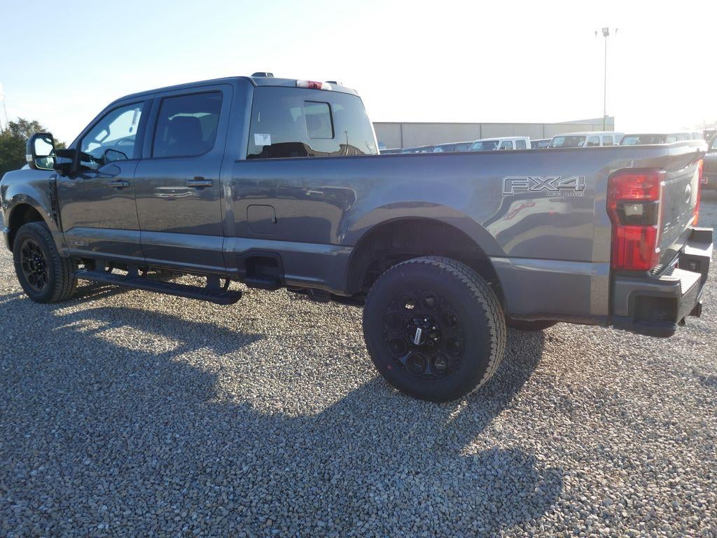 2026 Ford Super Duty F-350 SRW LARIAT 4WD Crew Cab 8' Box