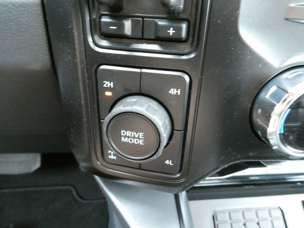 2026 Ford Super Duty F-350 SRW LARIAT 4WD Crew Cab 8' Box