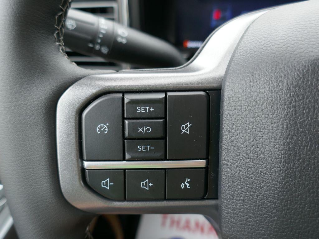 2026 Ford Super Duty F-350 SRW LARIAT 4WD Crew Cab 8' Box