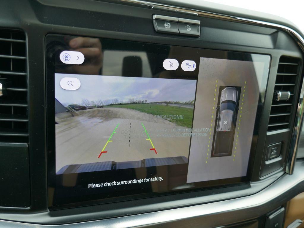 2026 Ford Super Duty F-350 SRW LARIAT 4WD Crew Cab 8' Box