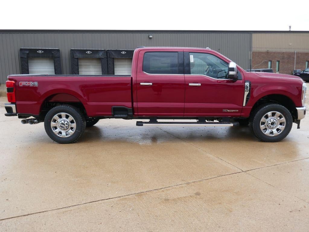 2026 Ford Super Duty F-350 SRW LARIAT 4WD Crew Cab 8' Box