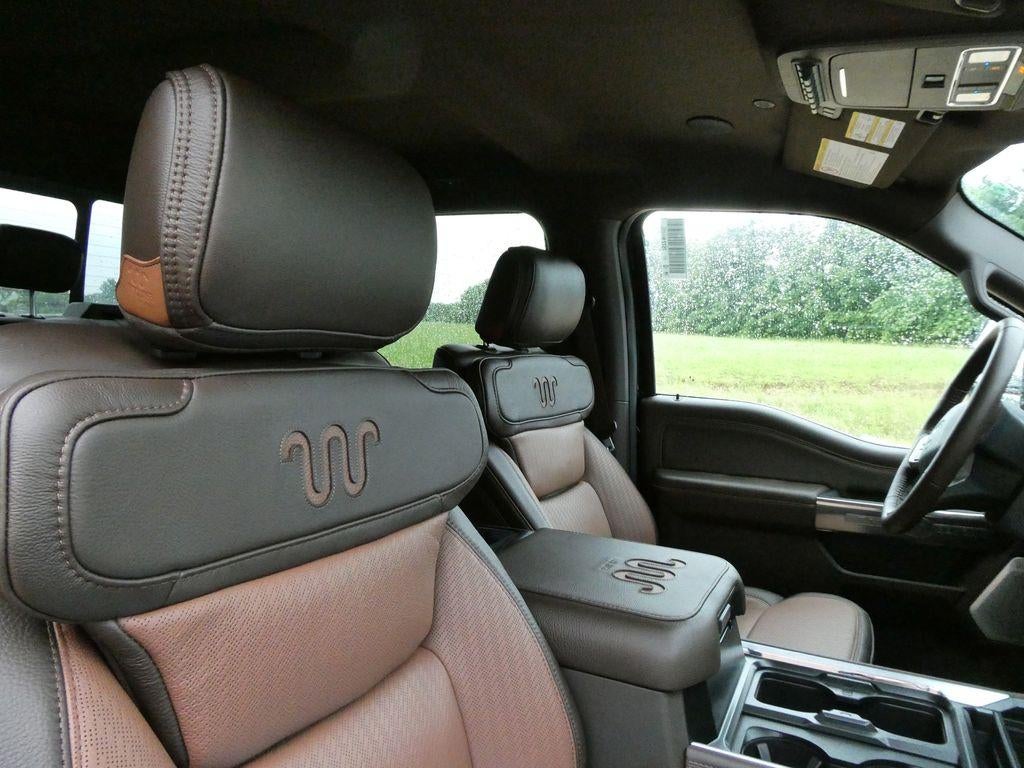 2026 Ford Super Duty F-350 DRW King Ranch 4WD Crew Cab 8' Box