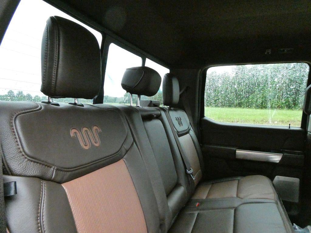 2026 Ford Super Duty F-350 DRW King Ranch 4WD Crew Cab 8' Box