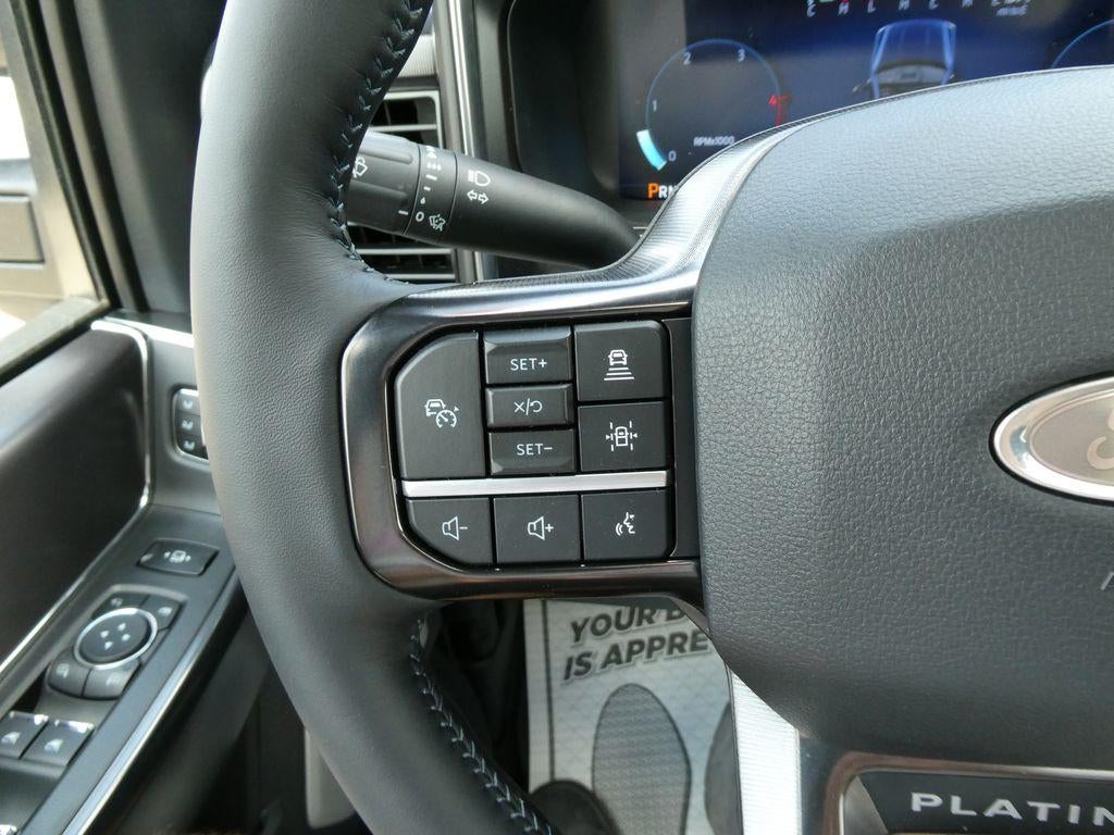 2026 Ford Super Duty F-350 DRW Platinum 4WD Crew Cab 8' Box