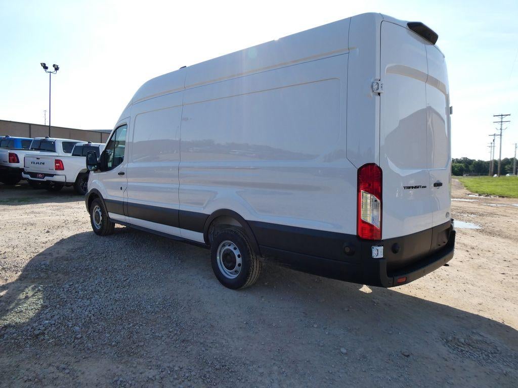 2026 Ford Transit Cargo Van T-250 148" EL Hi Rf 9150 GVWR RWD