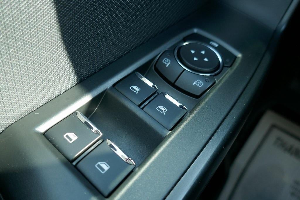 2025 Ford F-150 STX 4WD SuperCrew 5.5' Box