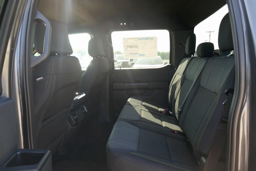 2025 Ford F-150 STX 4WD SuperCrew 5.5' Box