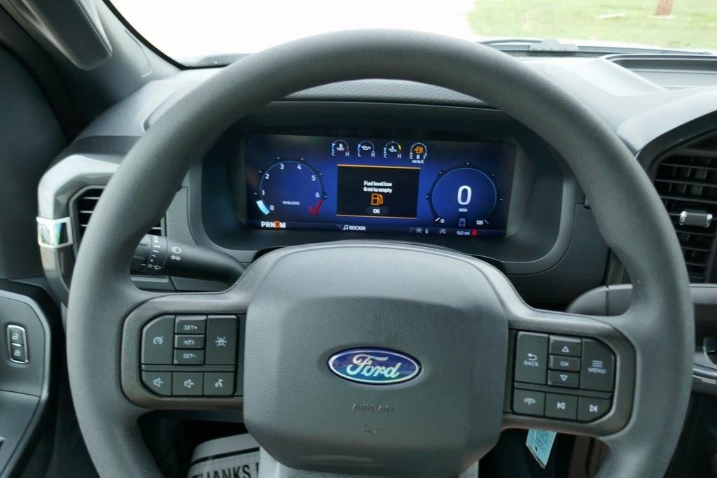 2025 Ford F-150 STX 4WD SuperCrew 5.5' Box