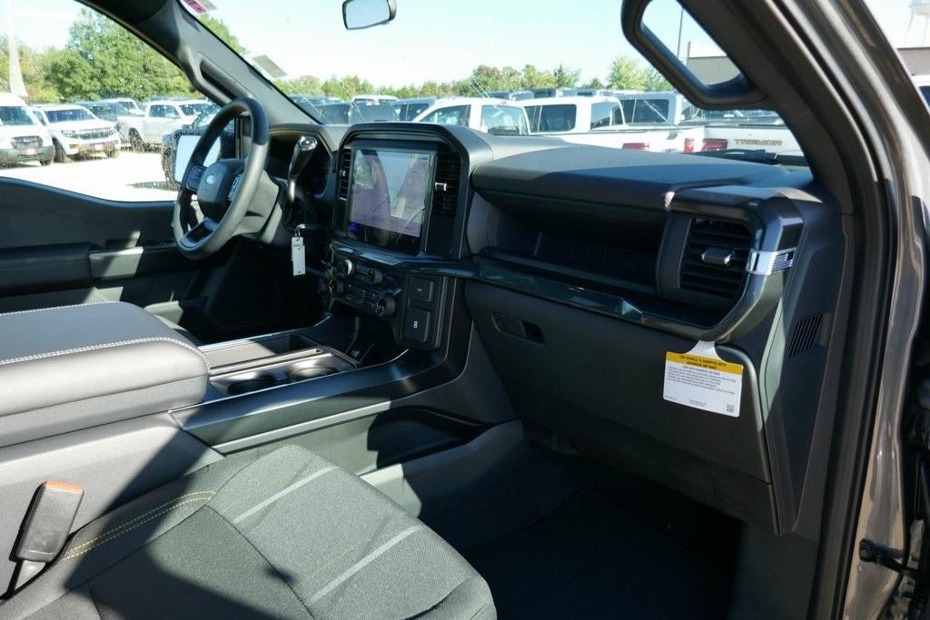 2025 Ford F-150 STX 4WD SuperCrew 5.5' Box