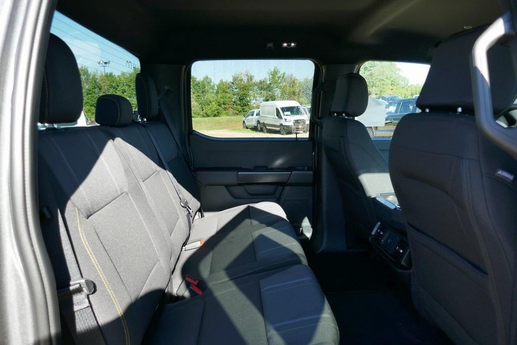 2025 Ford F-150 STX 4WD SuperCrew 5.5' Box