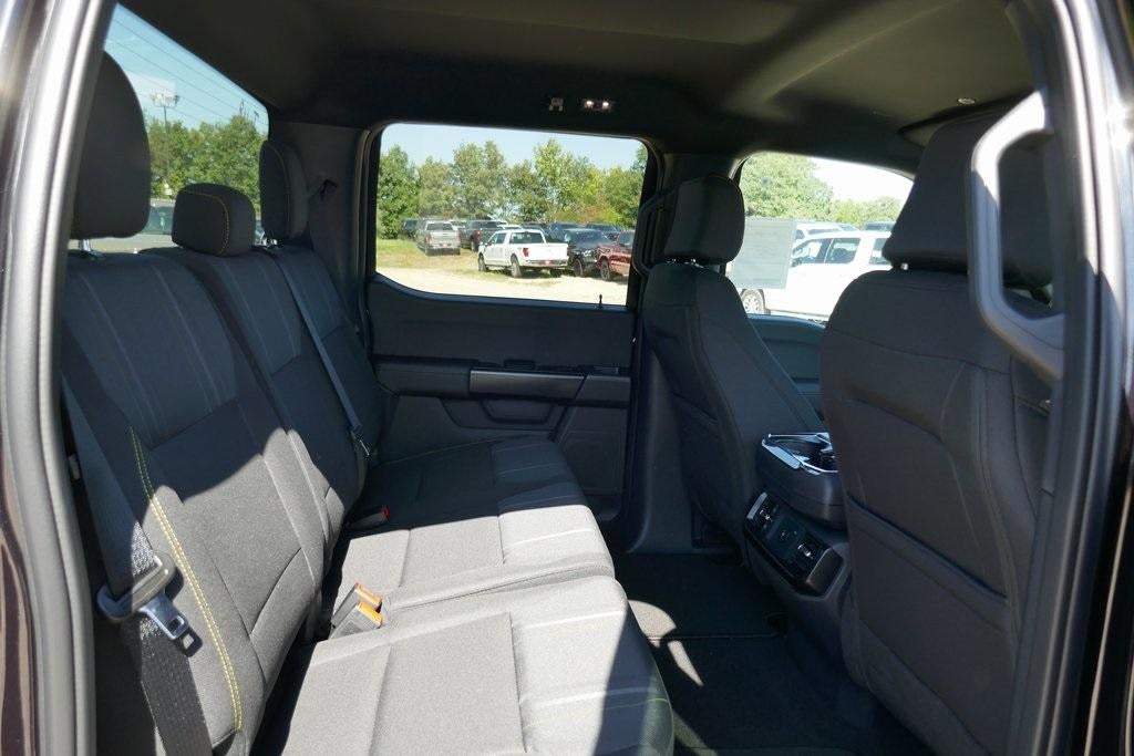 2025 Ford F-150 STX 4WD SuperCrew 5.5' Box