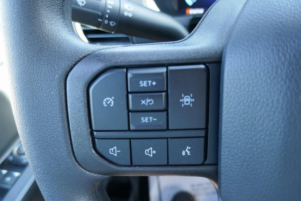 2025 Ford F-150 STX 4WD SuperCrew 5.5' Box