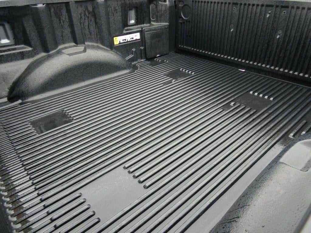 2025 Ford F-150 STX 4WD SuperCrew 5.5' Box