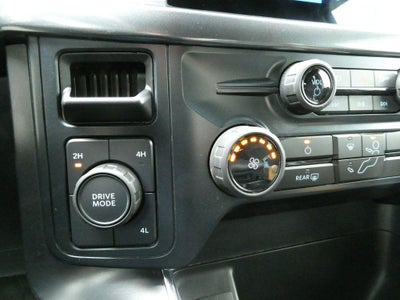 2025 Ford F-150 STX 4WD SuperCrew 5.5' Box