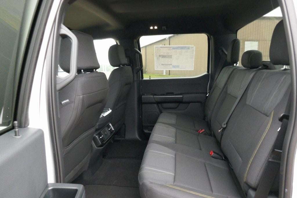 2025 Ford F-150 STX 4WD SuperCrew 5.5' Box