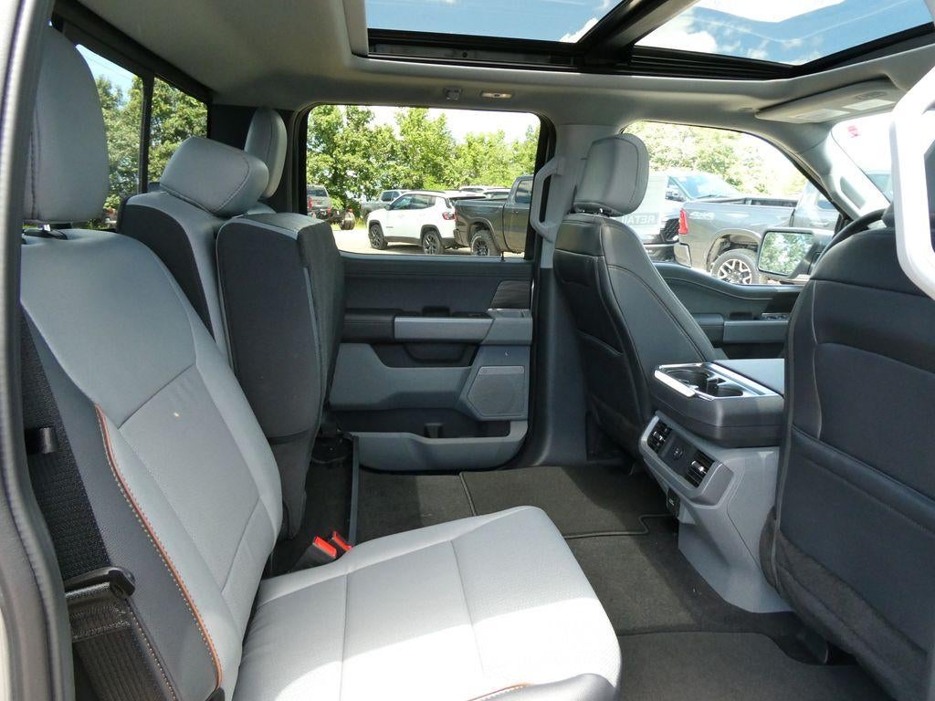 2026 Ford F-150 LARIAT 4WD SuperCrew 5.5' Box
