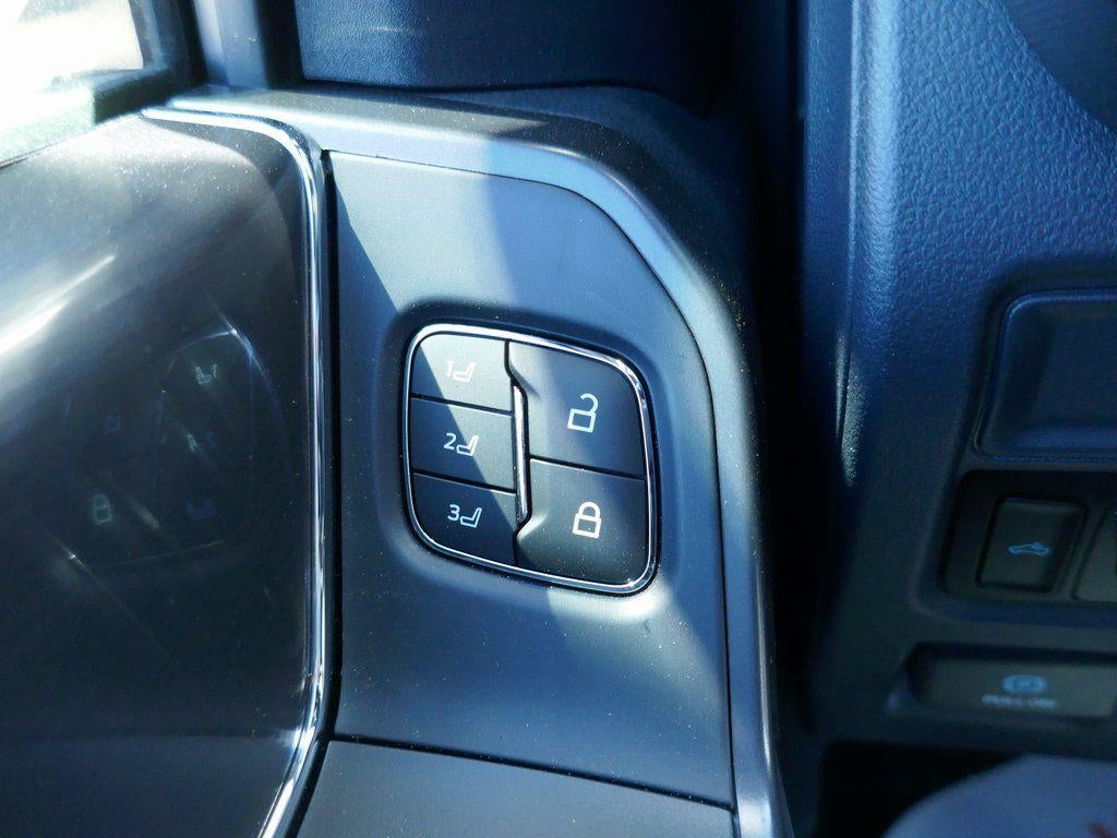 2026 Ford F-150 LARIAT 4WD SuperCrew 5.5' Box