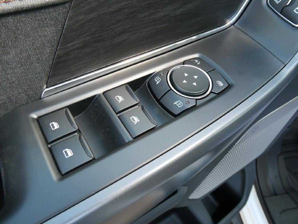 2026 Ford F-150 LARIAT 4WD SuperCrew 5.5' Box