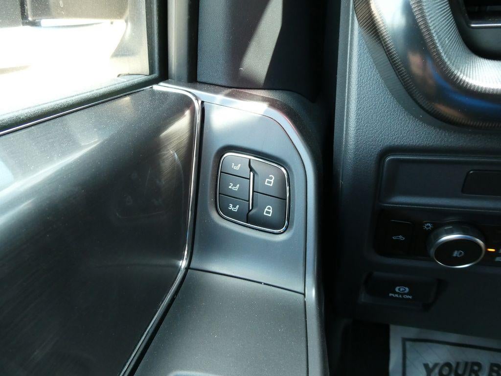 2026 Ford F-150 LARIAT 4WD SuperCrew 5.5' Box