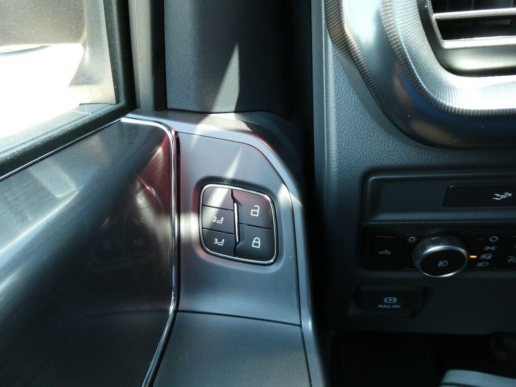 2026 Ford F-150 LARIAT 4WD SuperCrew 5.5' Box