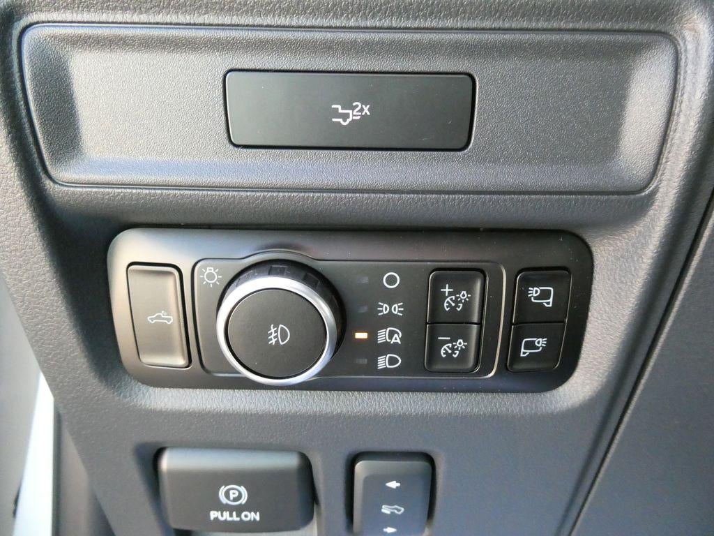 2026 Ford F-150 LARIAT 4WD SuperCrew 5.5' Box