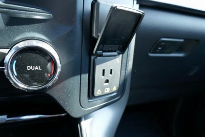 2025 Ford F-150 LARIAT 4WD SuperCrew 5.5' Box