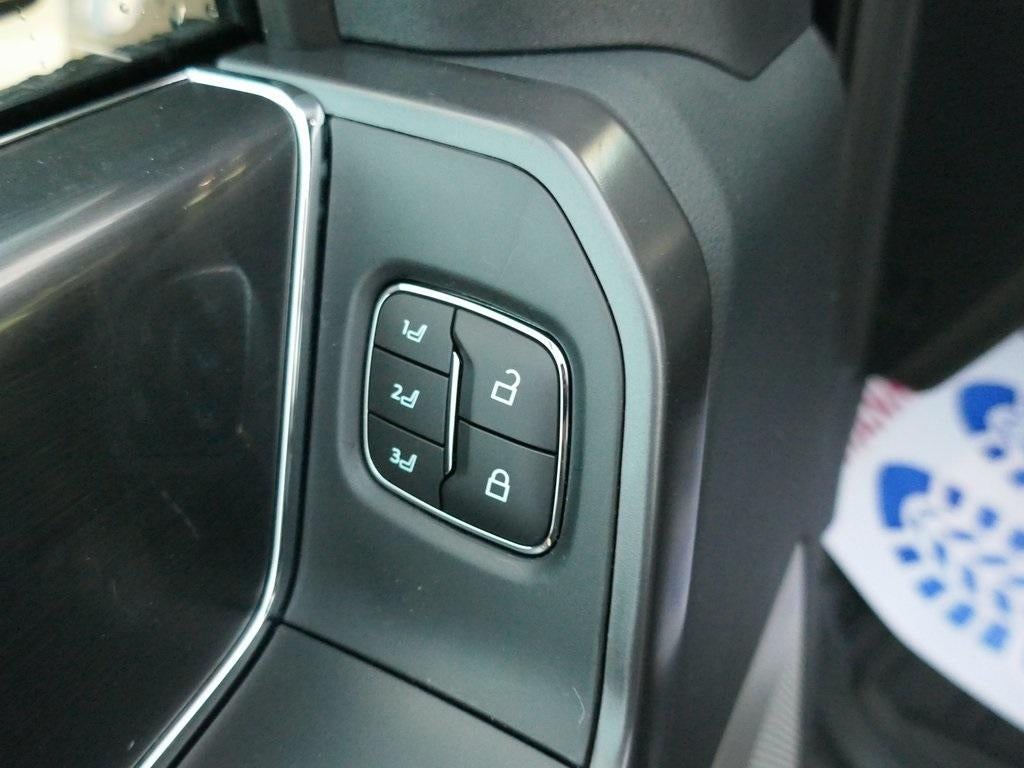 2026 Ford F-150 LARIAT 4WD SuperCrew 5.5' Box