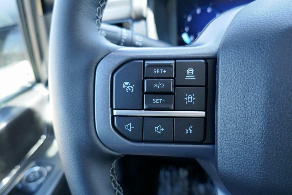 2025 Ford F-150 LARIAT 4WD SuperCrew 5.5' Box