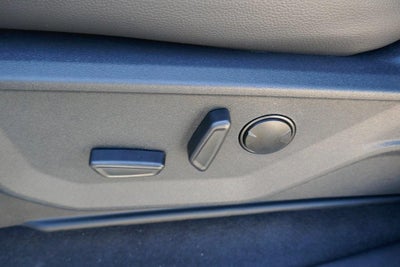 2025 Ford F-150 LARIAT 4WD SuperCrew 5.5' Box