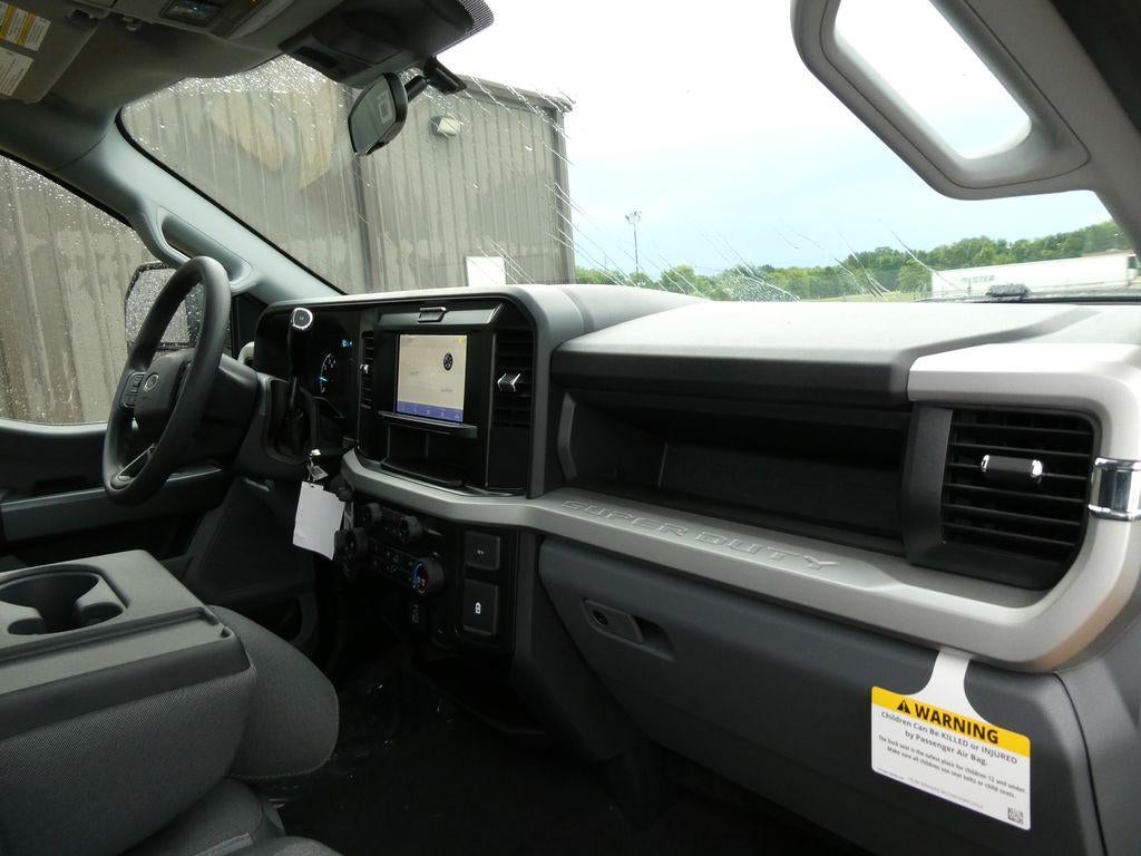 2026 Ford Super Duty F-250 SRW XL 4WD Reg Cab 8' Box