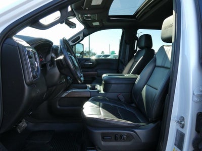 2020 Chevrolet Silverado 2500 HD Crew Cab Standard Box 4-Wheel Drive High Country