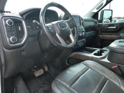 2022 GMC Sierra 2500 HD Crew Cab Standard Box 4-Wheel Drive Denali