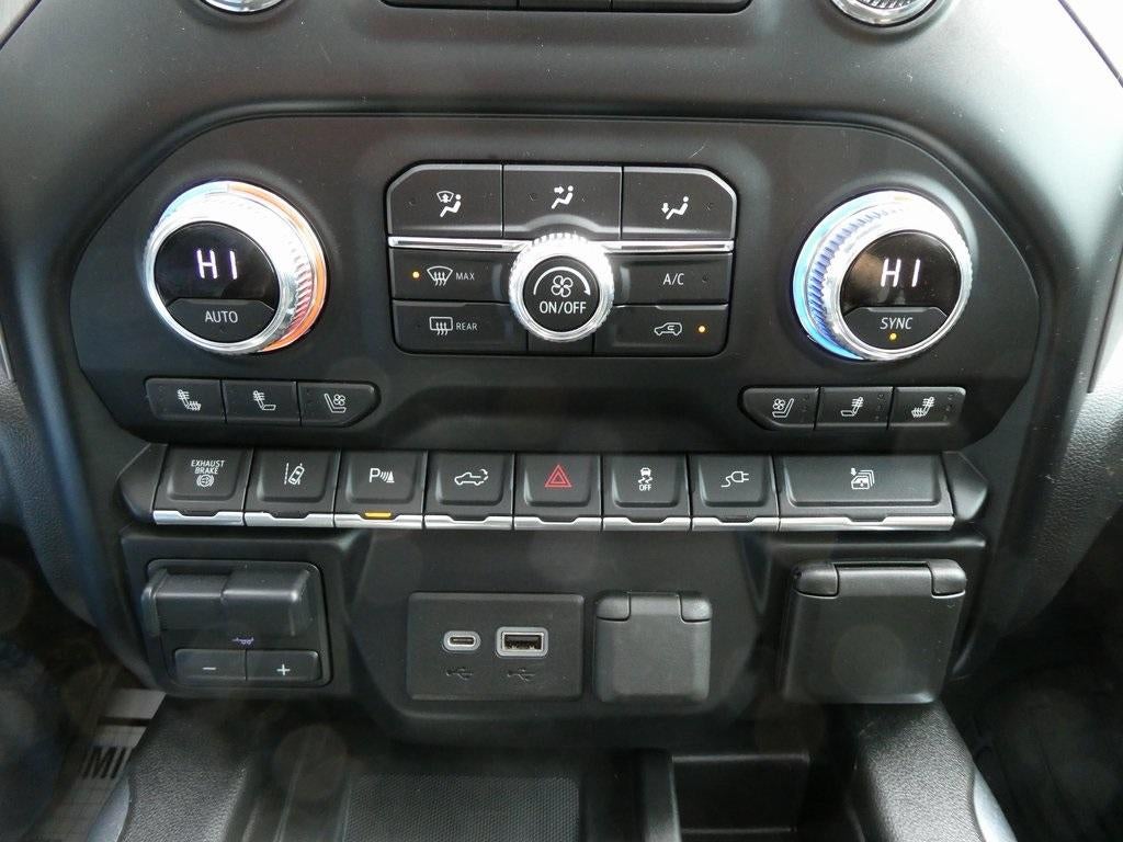 2020 GMC Sierra 3500HD Crew Cab Long Box 4-Wheel Drive Denali