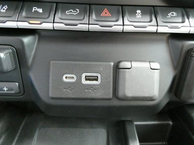 2020 GMC Sierra 3500HD Crew Cab Long Box 4-Wheel Drive Denali