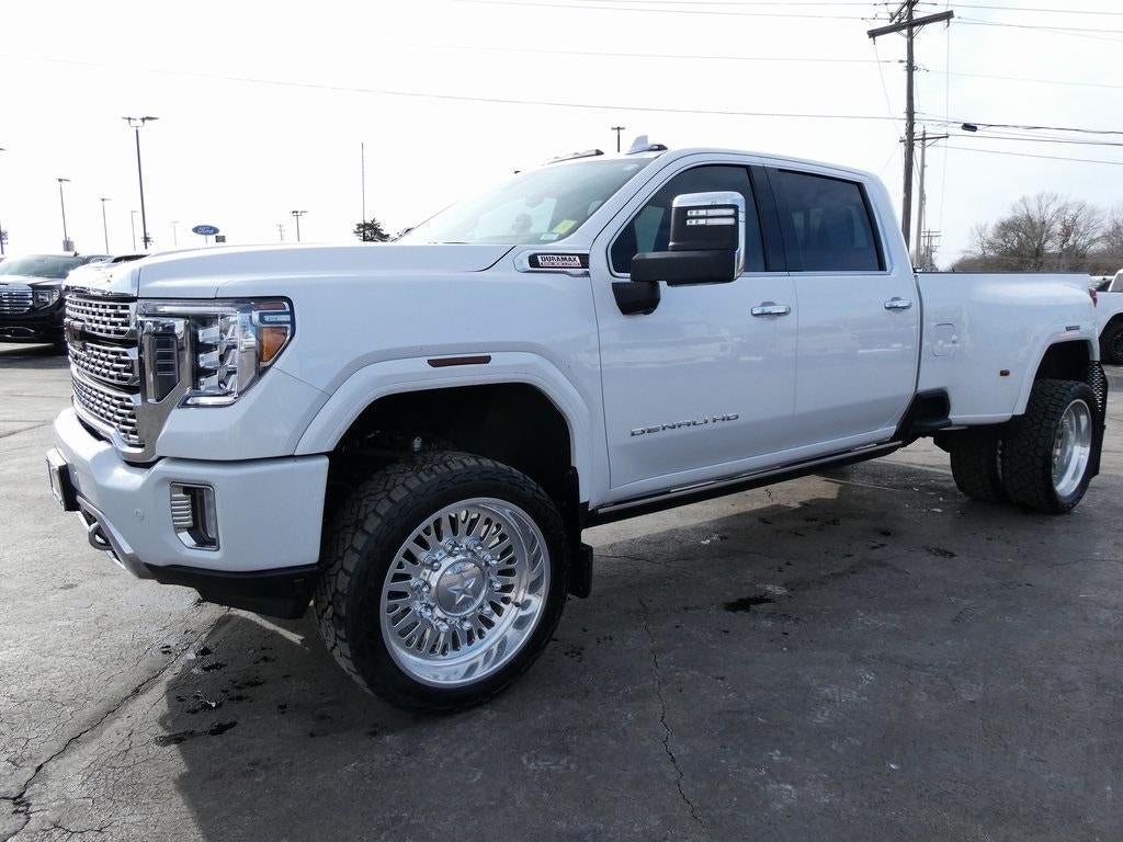 2022 GMC Sierra 3500HD Crew Cab Long Box 4-Wheel Drive Denali