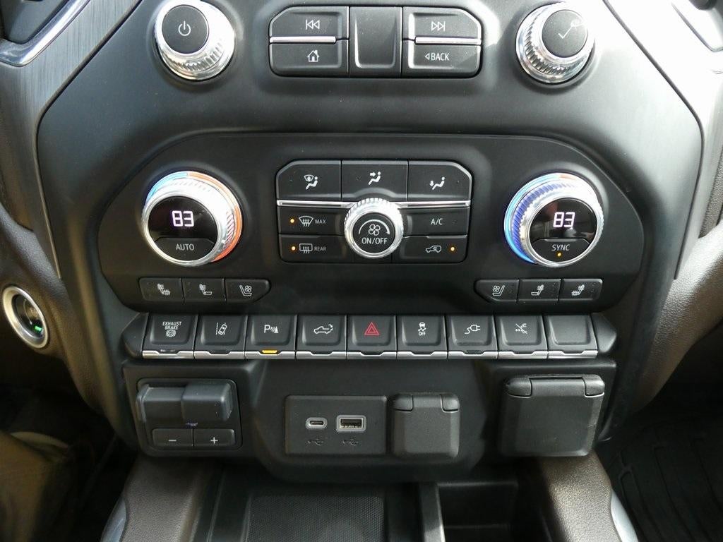 2022 GMC Sierra 3500HD Crew Cab Long Box 4-Wheel Drive Denali