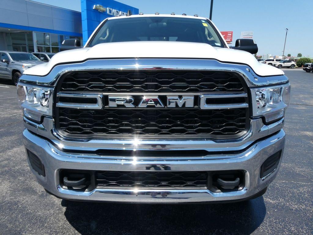 2020 RAM 2500 Tradesman 4x4 Crew Cab 6'4" Box
