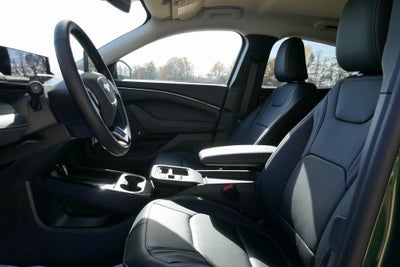 2025 Ford Mustang Mach-E Premium RWD